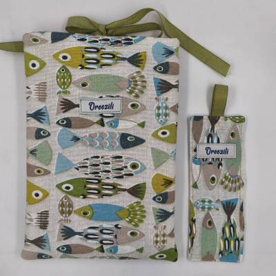Υφασμάτινη Θήκη Βιβλίου & Σελιδοδείκτης – Calm Fish 🐠📗🫶