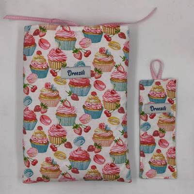 Υφασμάτινη Θήκη Βιβλίου & Σελιδοδείκτης – Sweet Treats 🧁🍓📚
